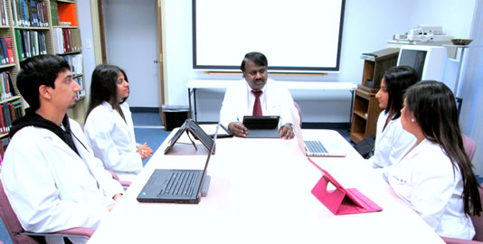 Dr. Rathinavelu's Reserach Group